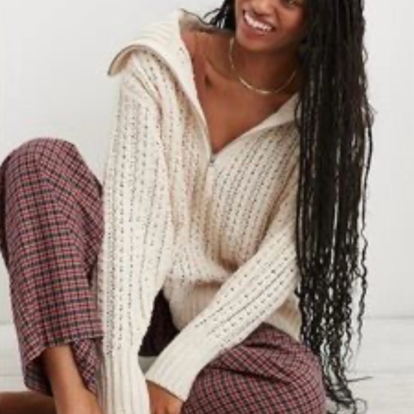 Aerie Cream Cable Car Quarter Zip Oversized Soft Knit Chenille Sweater - Picture 2 of 13